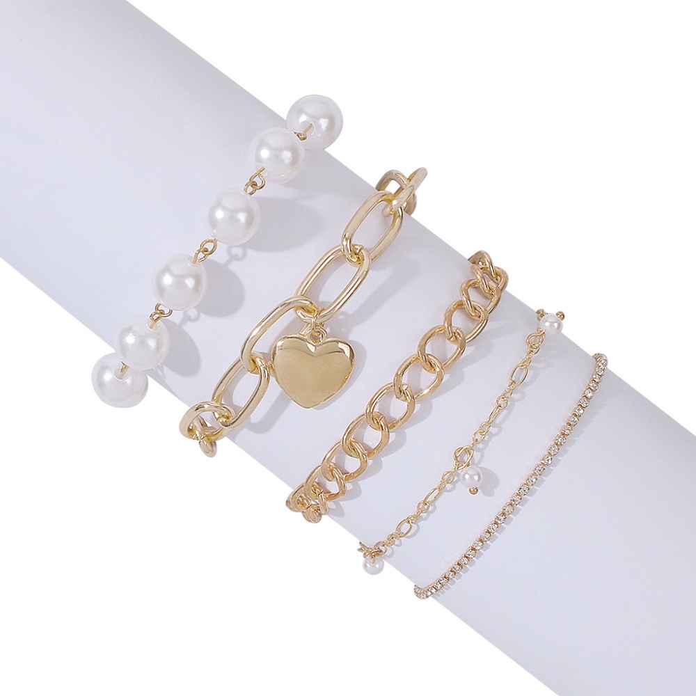 Fashion Imitation Pearl Heartshaped Bracelet Set